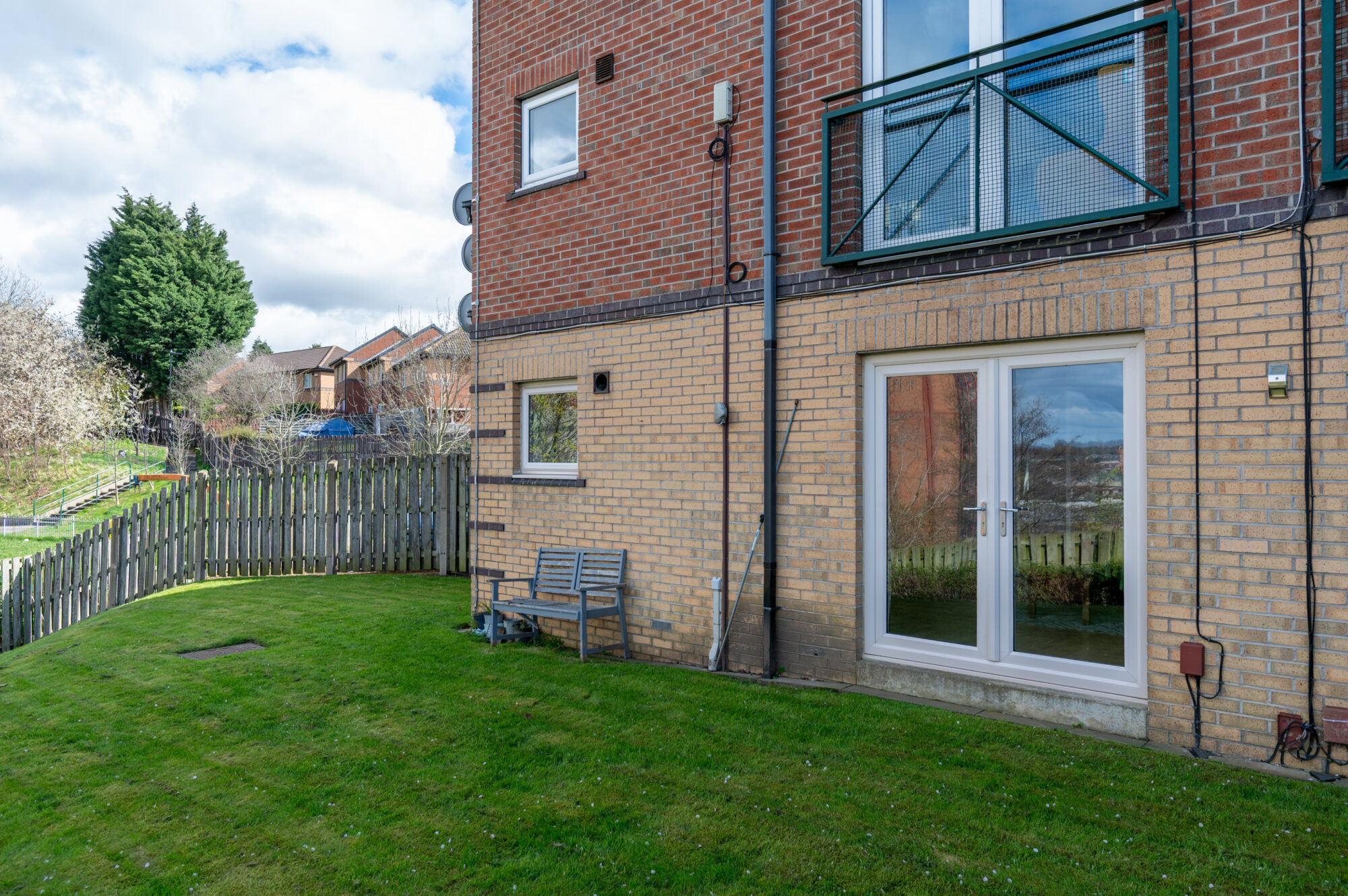Manor Oaks Gardens, Sheffield, S2
